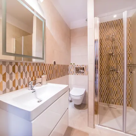 Apartament Gray House *